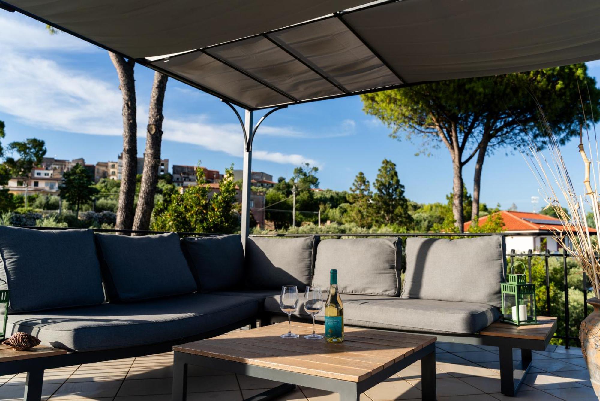 מינטורנו Villa Del Pino, Terrazza Vista Mare מראה חיצוני תמונה