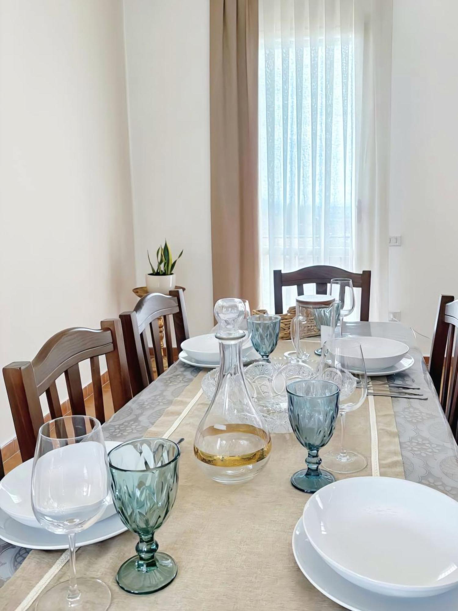 מינטורנו Villa Del Pino, Terrazza Vista Mare מראה חיצוני תמונה